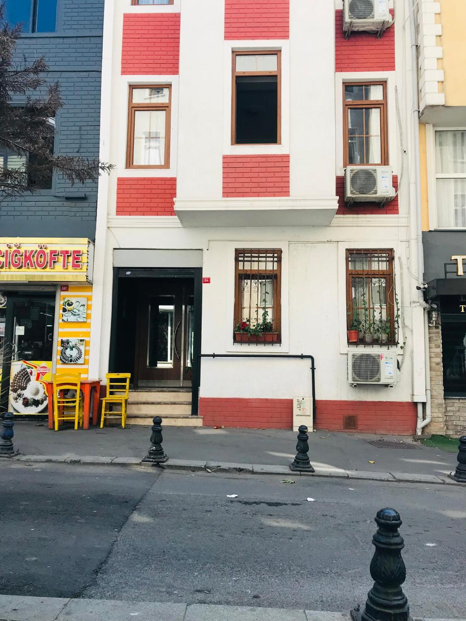 Halil Bey Konagi * Istanbul